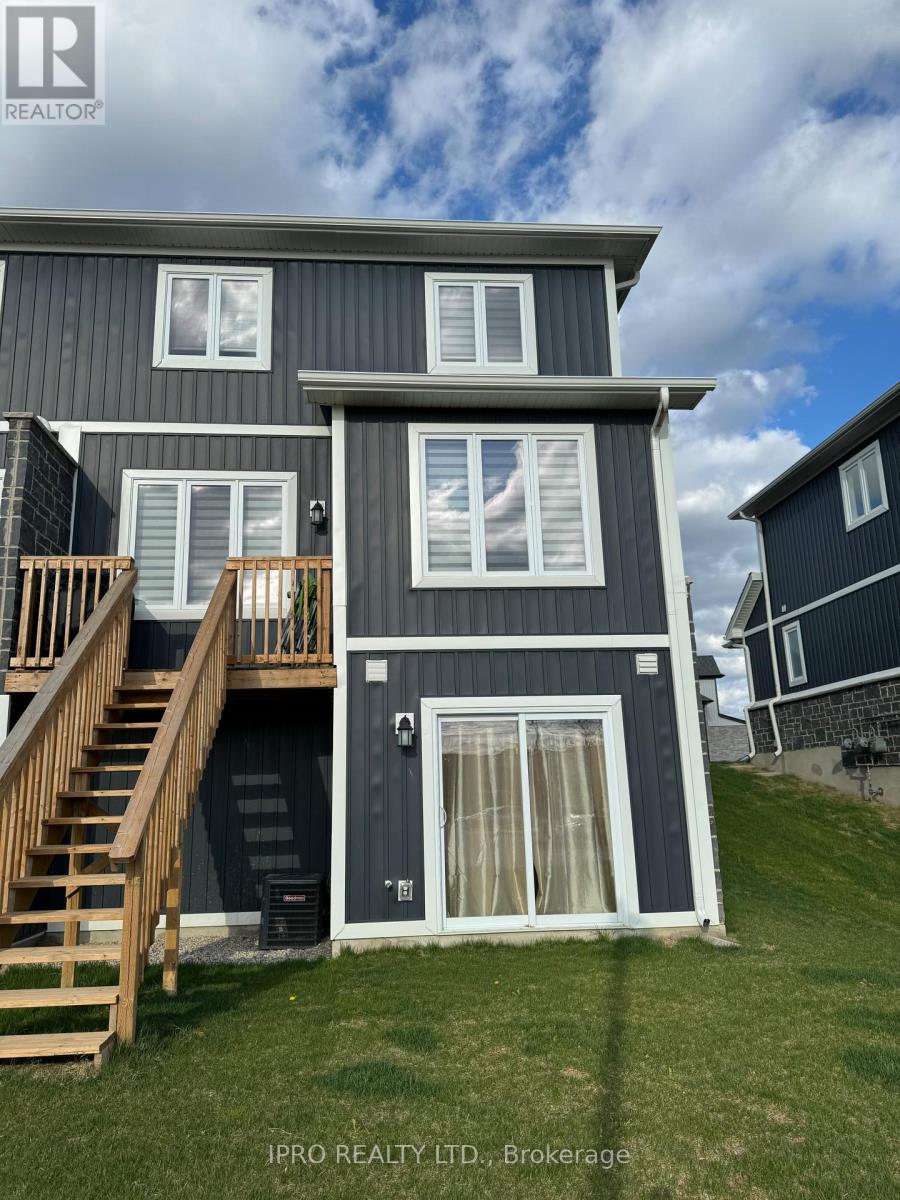 1752 Finley Crescent, London North, Ontario  N6G 0B4 - Photo 21 - X12122563