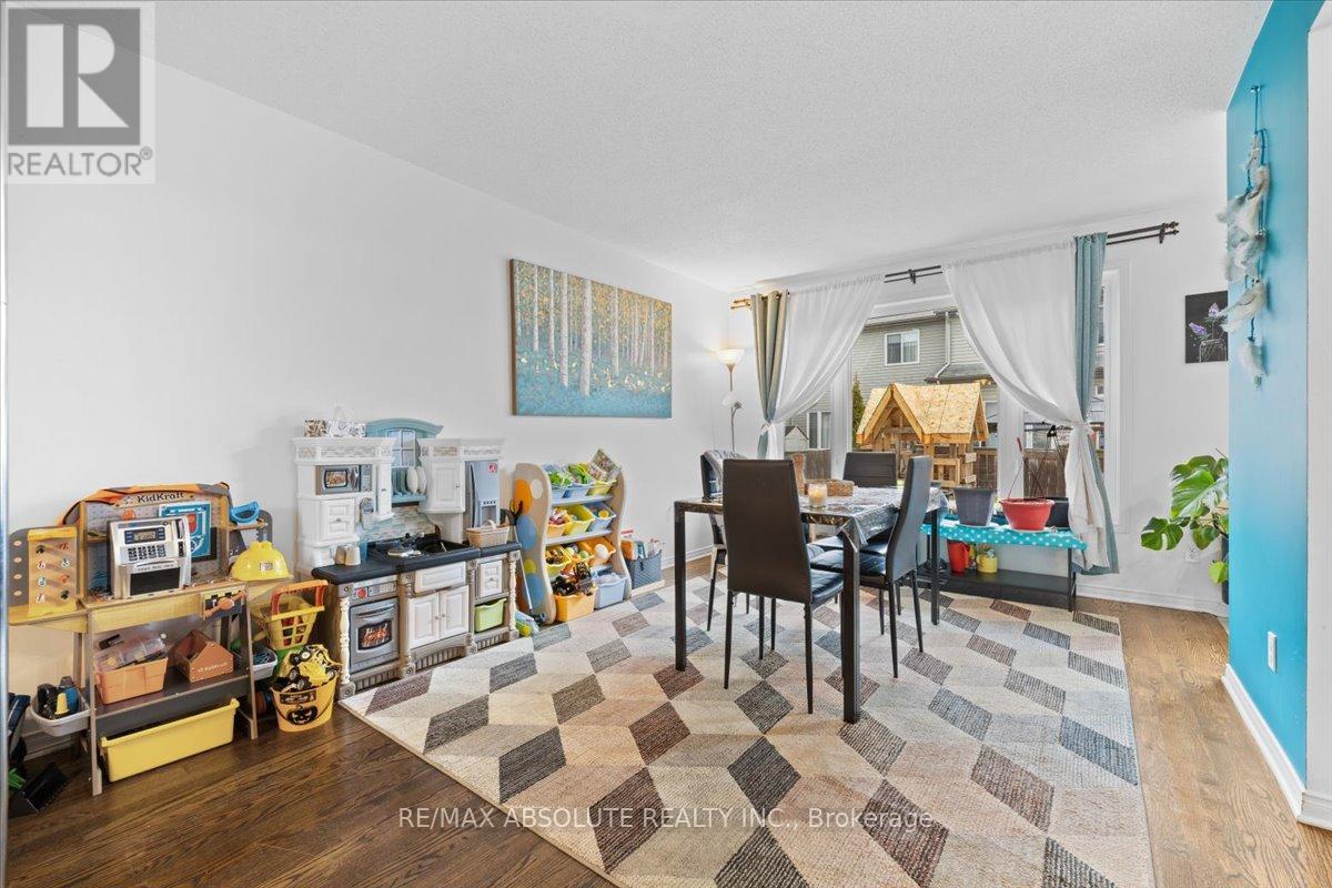 344 Amici Terrace, Ottawa, Ontario  K2S 0J4 - Photo 6 - X12070738
