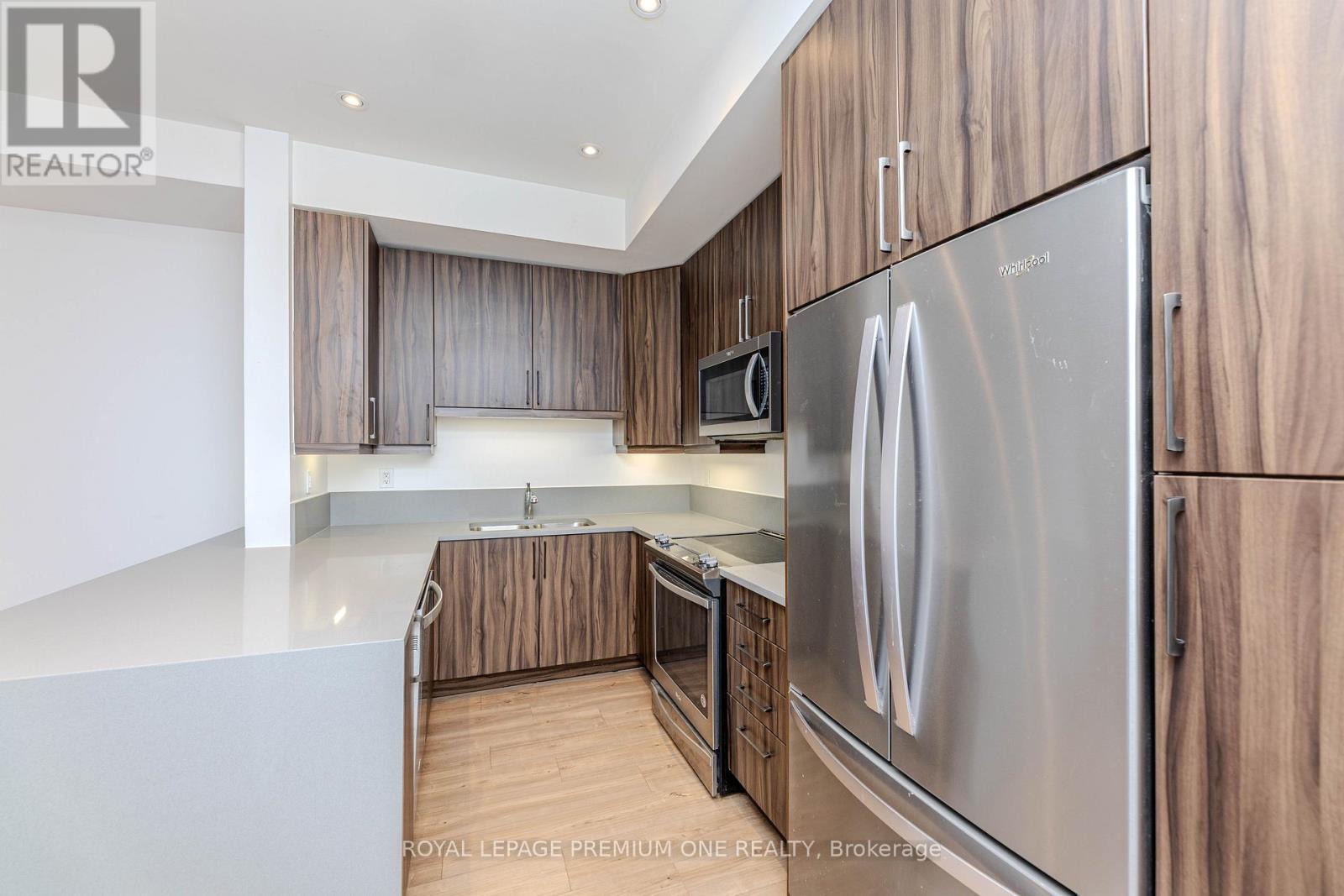 8 - 2 Salvador Allende Court, Toronto, Ontario  M6G 0A3 - Photo 19 - C12122580