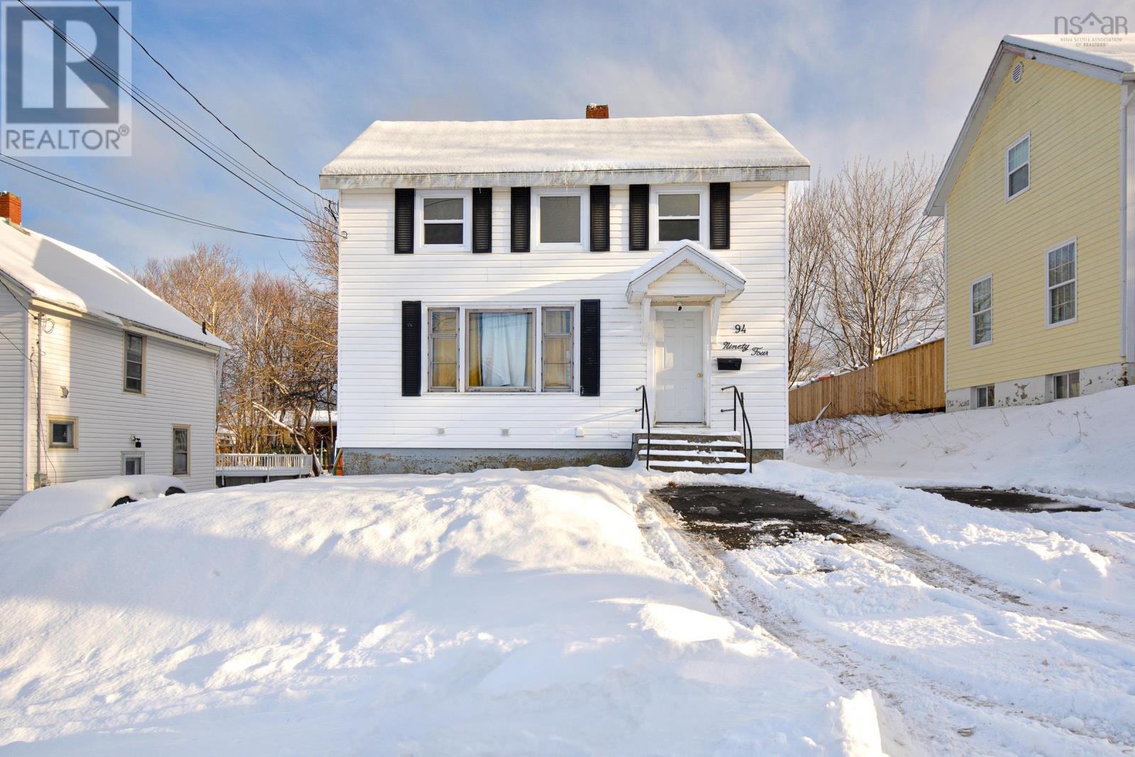 94 Harold Street, Sydney, Nova Scotia  B1P 3M1 - Photo 2 - 202509741