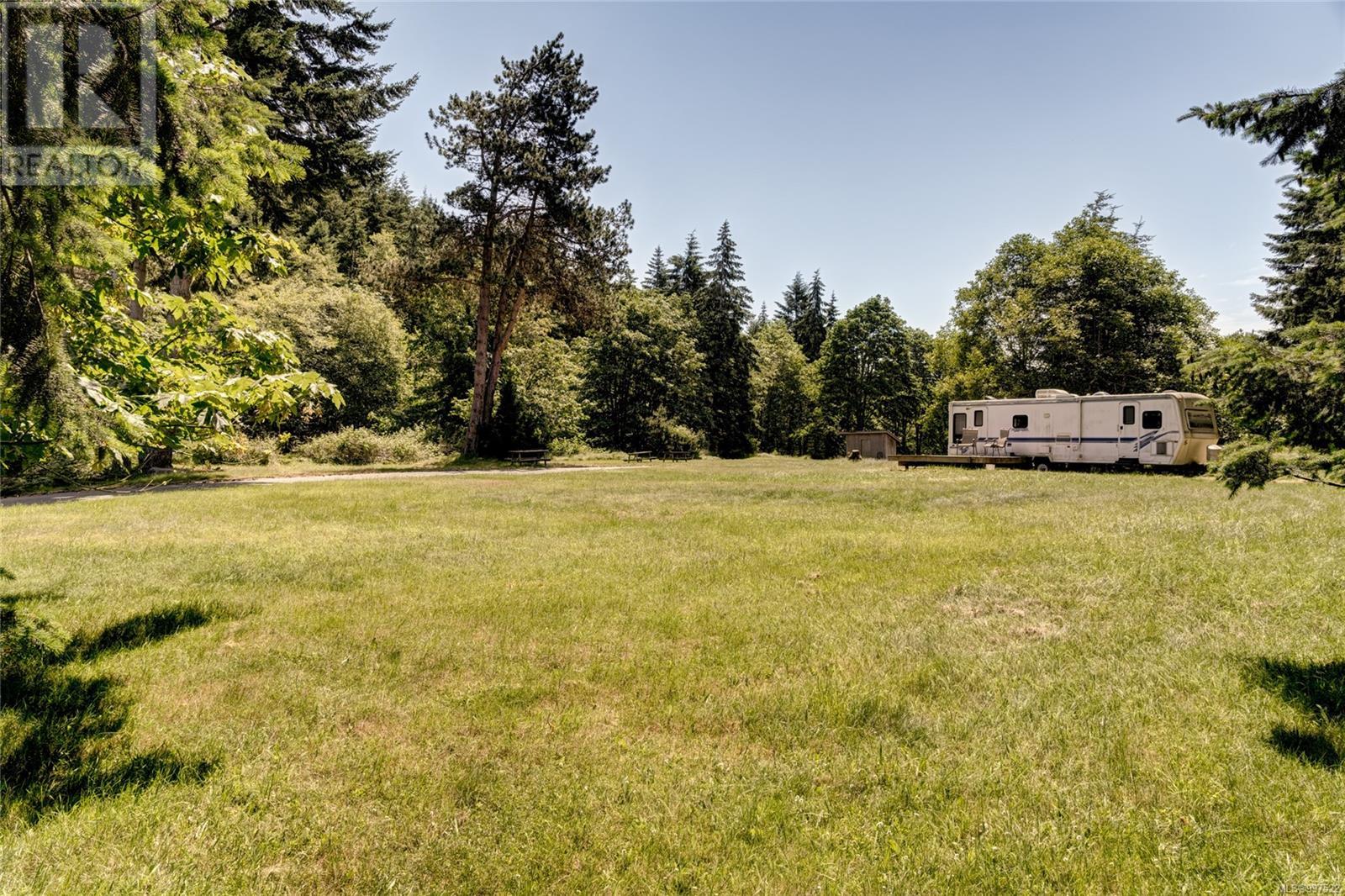 215 Easthom Rd, Gabriola Island, British Columbia  V0R 1X2 - Photo 22 - 997522