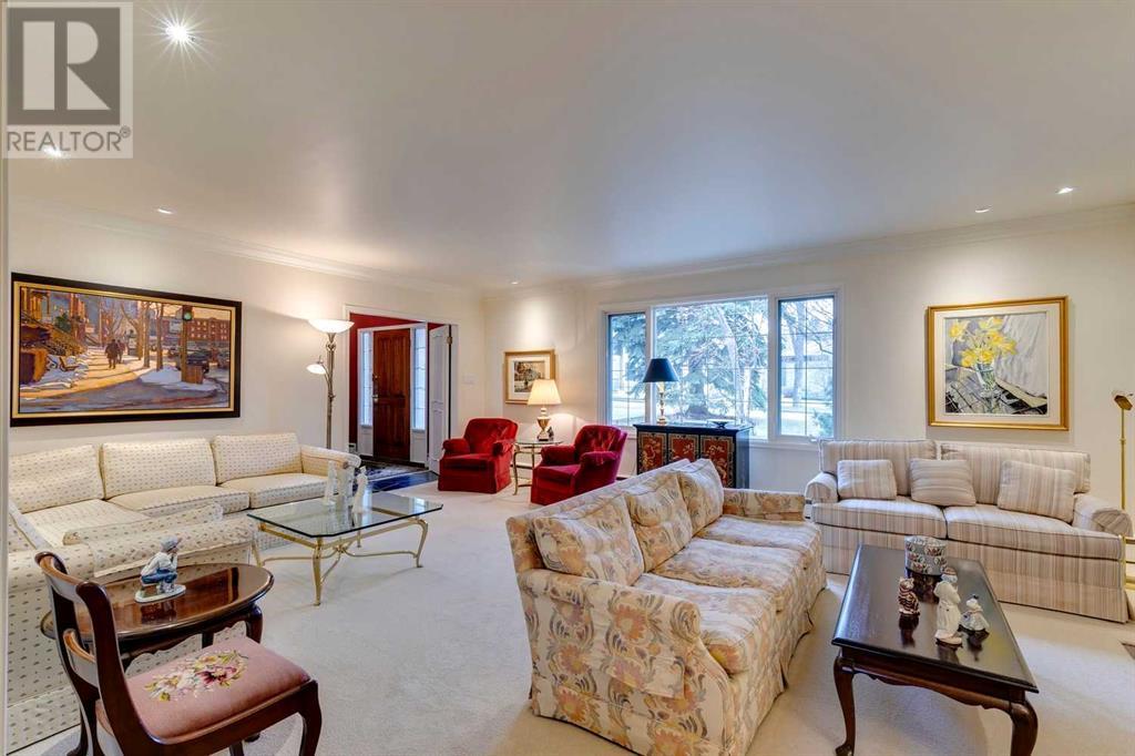 Property at 11 Eagle Ridge Place SW image 5