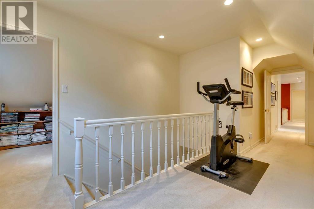11 Eagle Ridge Place Sw, Calgary, Alberta  T2V 2V9 - Photo 30 - A2212037