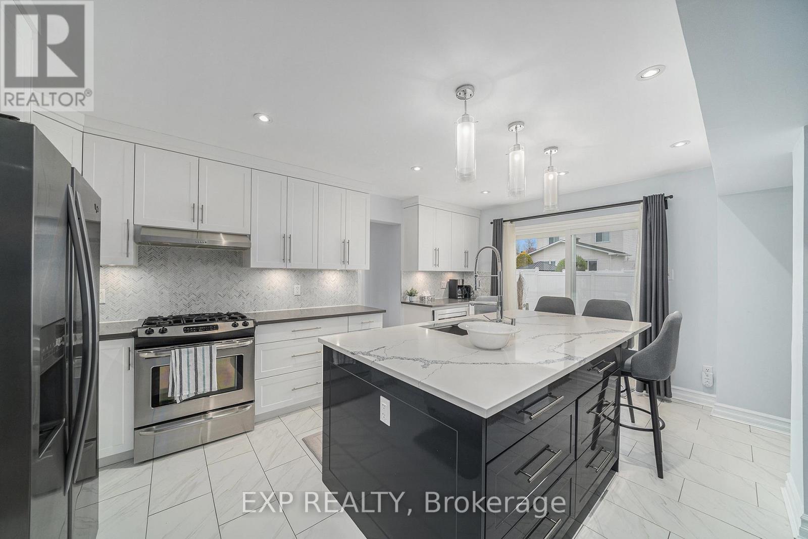 2161 Gardenway Drive, Ottawa, Ontario  K4A 3T5 - Photo 6 - X12122605