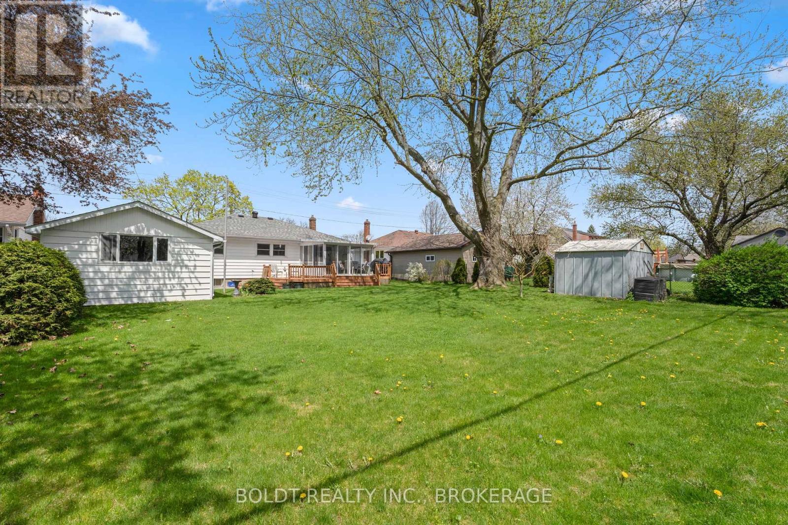 309 Pelham Road, St. Catharines (Rykert/vansickle), Ontario  L2S 1Y4 - Photo 29 - X12122598