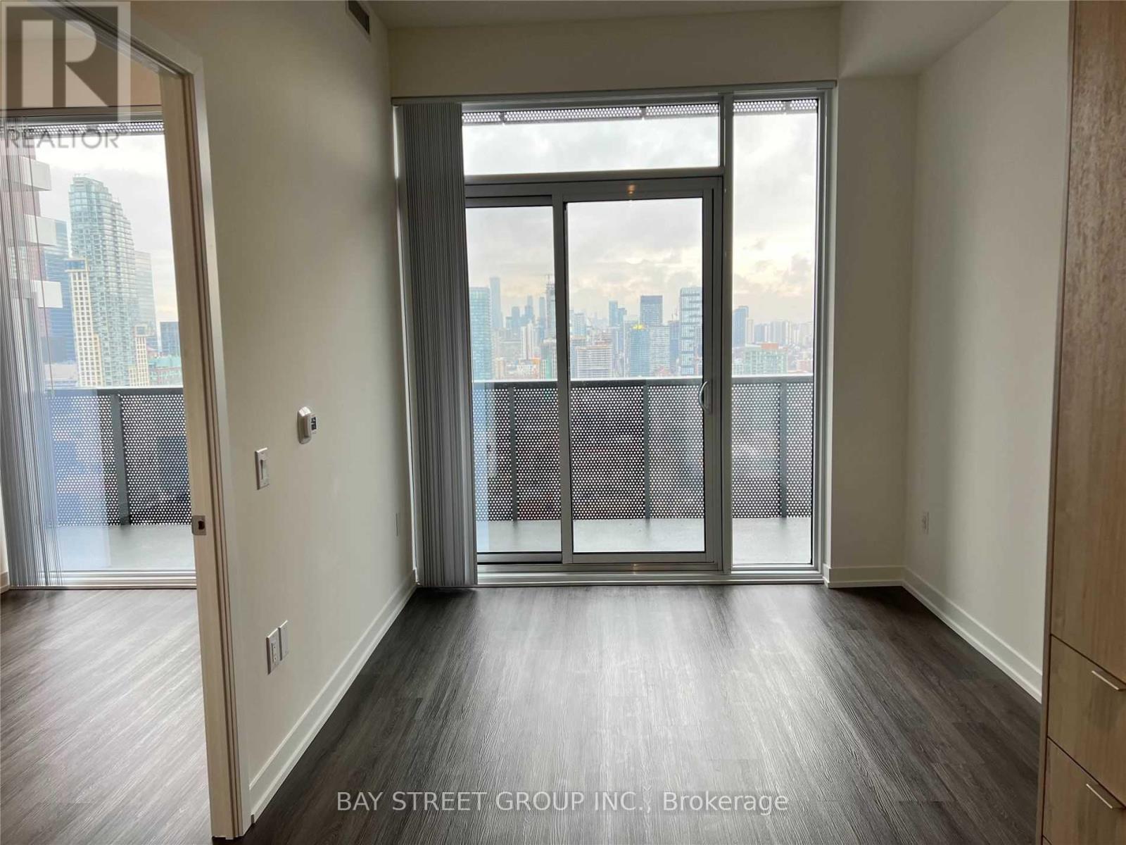 4002 - 138 Downes Street, Toronto, Ontario  M5E 0E4 - Photo 3 - C12122054