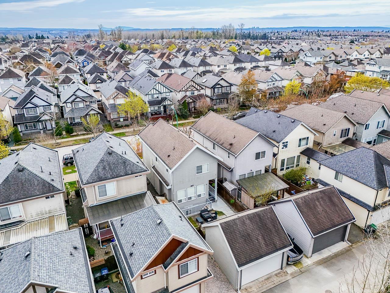 19159 70 Avenue, Surrey, British Columbia  V4N 0A6 - Photo 29 - R2996474