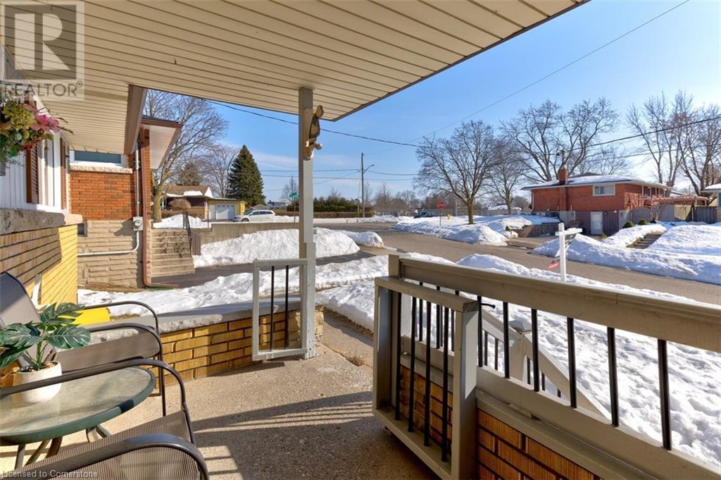 Property at 281 ERB Street image 3