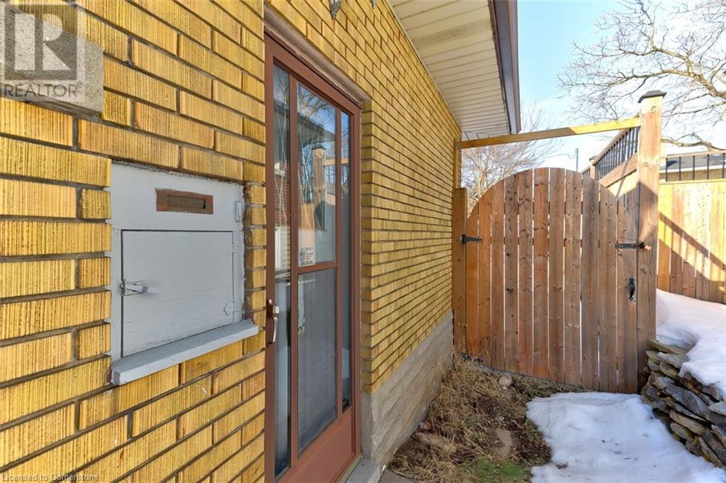 Property at 281 ERB Street image 5