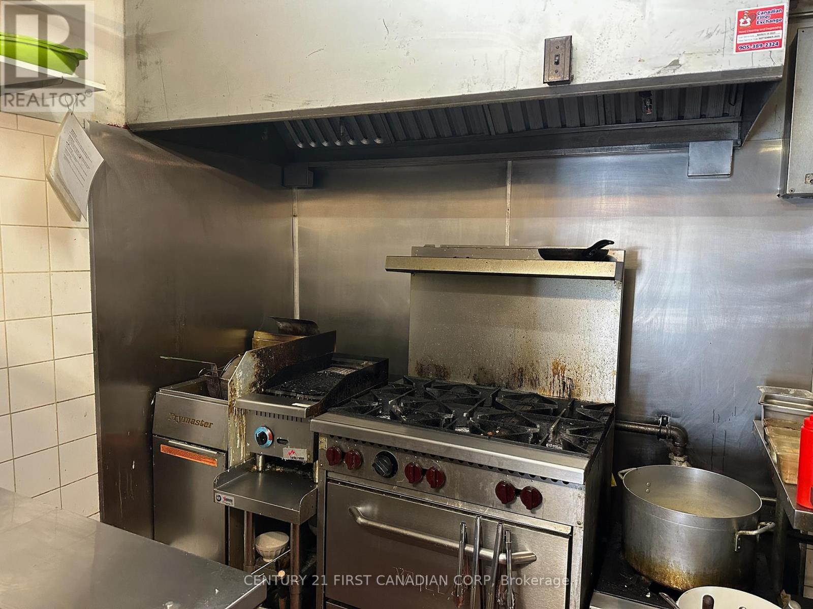 570 Upper Wellington Street, Hamilton, Ontario  L9A 3P9 - Photo 11 - X12122616