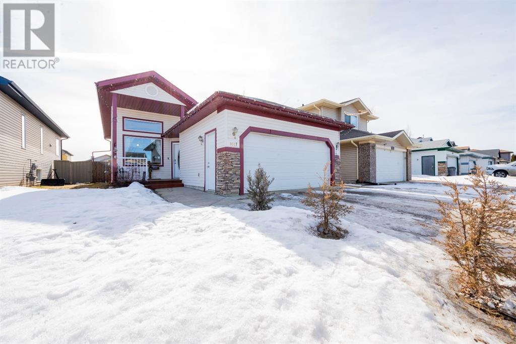 Property at 9017 96 Avenue image 2