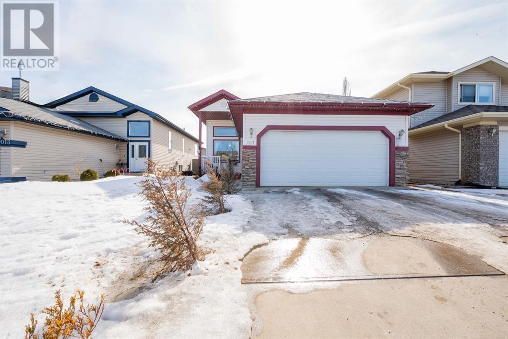 Property at 9017 96 Avenue image 1