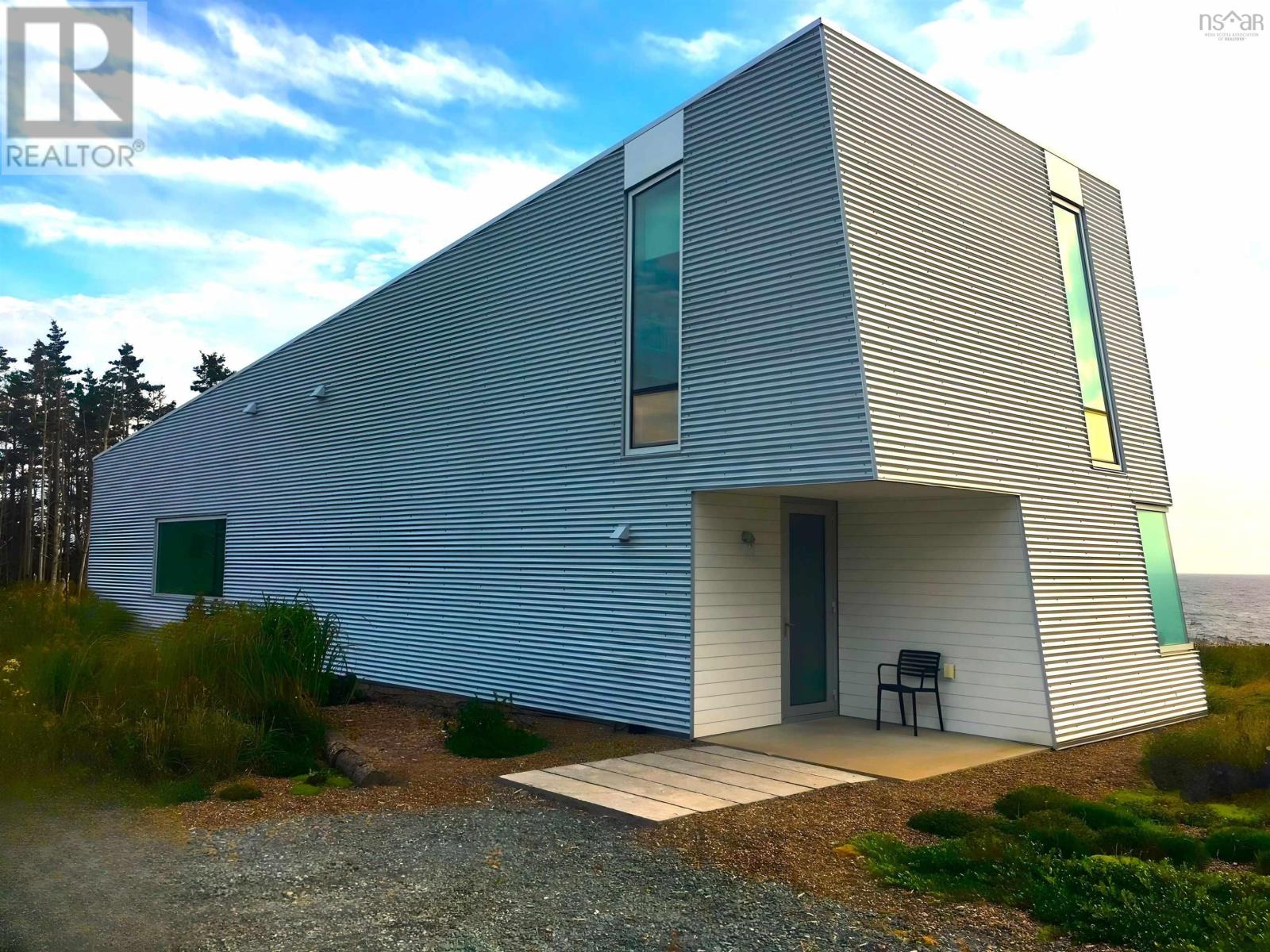 58 Pierce Point Road, Western Head, Nova Scotia  B0T 1K0 - Photo 2 - 202504060