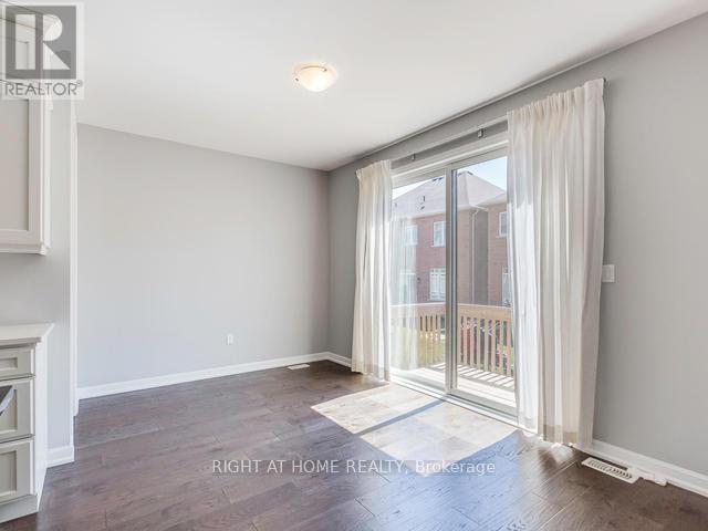 288 Sixteen Mile Drive W, Oakville, Ontario  L6M 0V8 - Photo 11 - W12122621