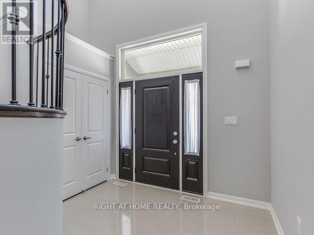 288 Sixteen Mile Drive W, Oakville, Ontario  L6M 0V8 - Photo 2 - W12122621