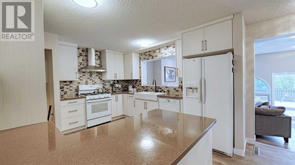 7508 7 Street Nw, Calgary, Alberta  T2K 1E7 - Photo 17 - A2200104