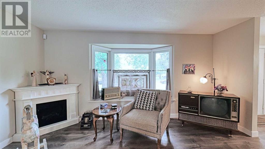 7508 7 Street Nw, Calgary, Alberta  T2K 1E7 - Photo 6 - A2200104