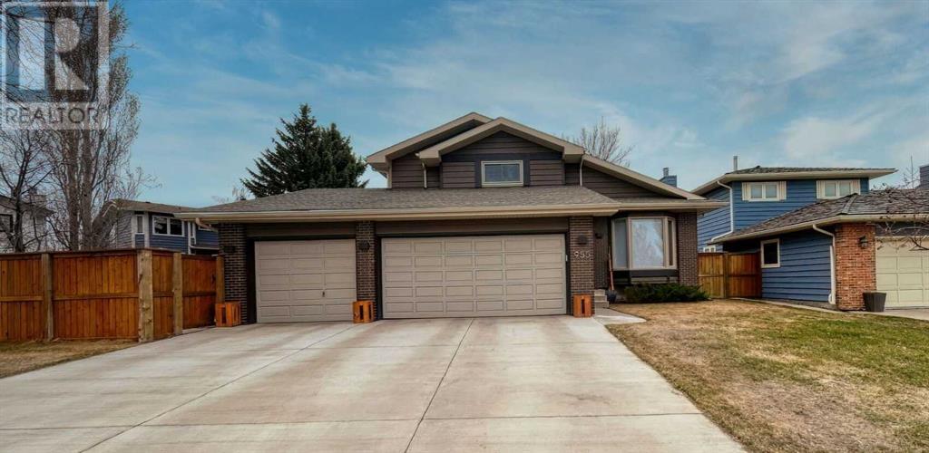 955 Suncastle Drive Se, Calgary, Alberta  T2X 2L7 - Photo 1 - A2213055