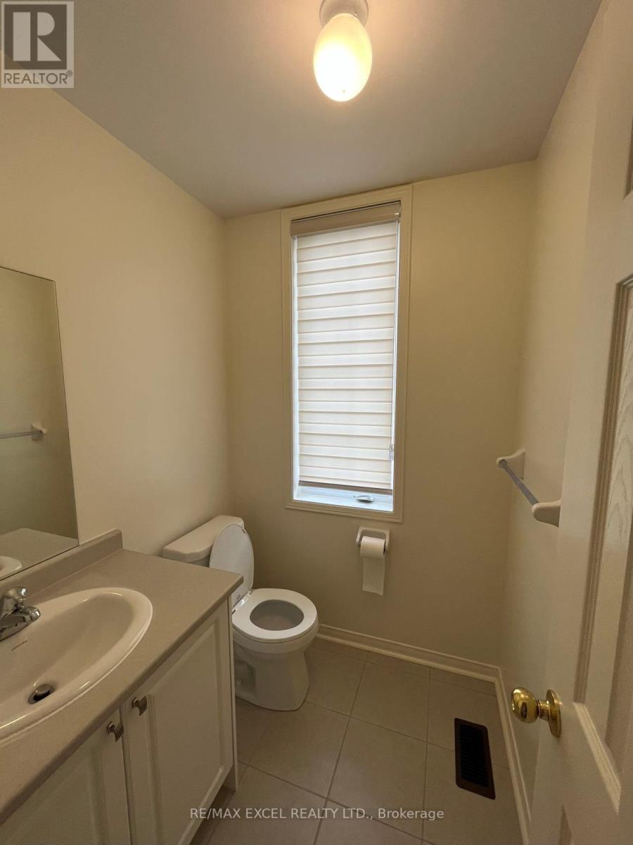54 Ness Drive, Richmond Hill, Ontario  L4S 0K5 - Photo 11 - N12114106
