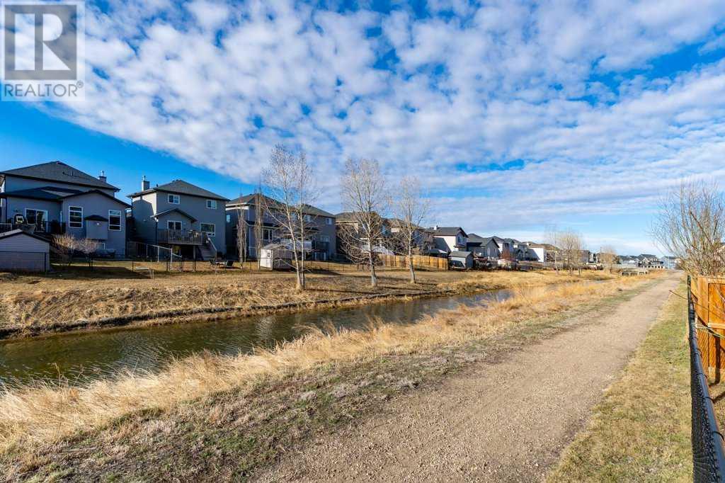 973 Midtown Avenue Sw, Airdrie, Alberta  T4B 4V7 - Photo 4 - A2207657