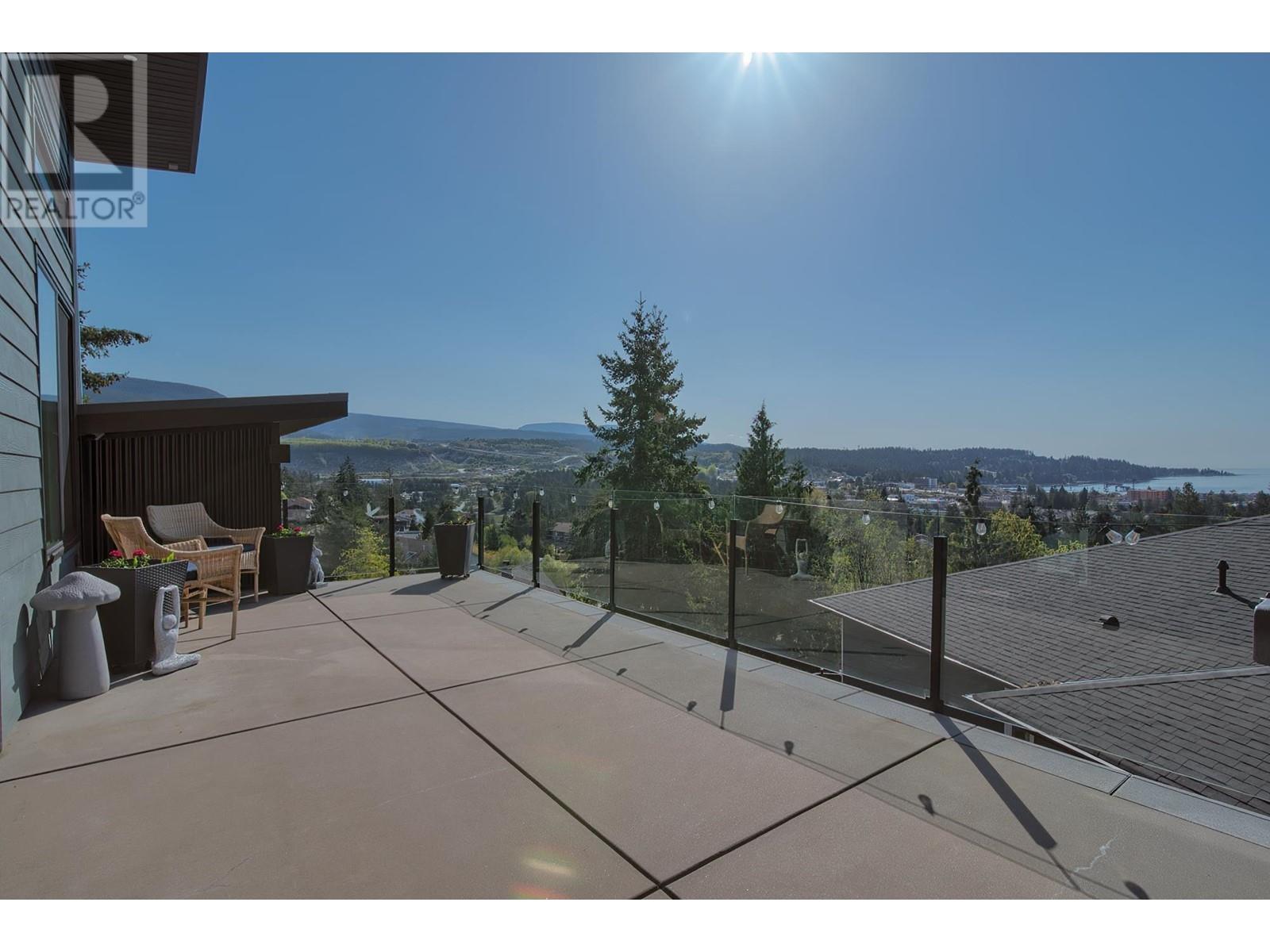 5769 Genni's Way, Sechelt, British Columbia  V7Z 0N8 - Photo 10 - R2997293