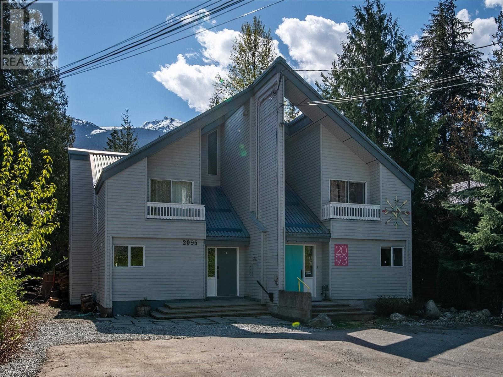 Property at 2095 CHAMONIX CRESCENT image 1