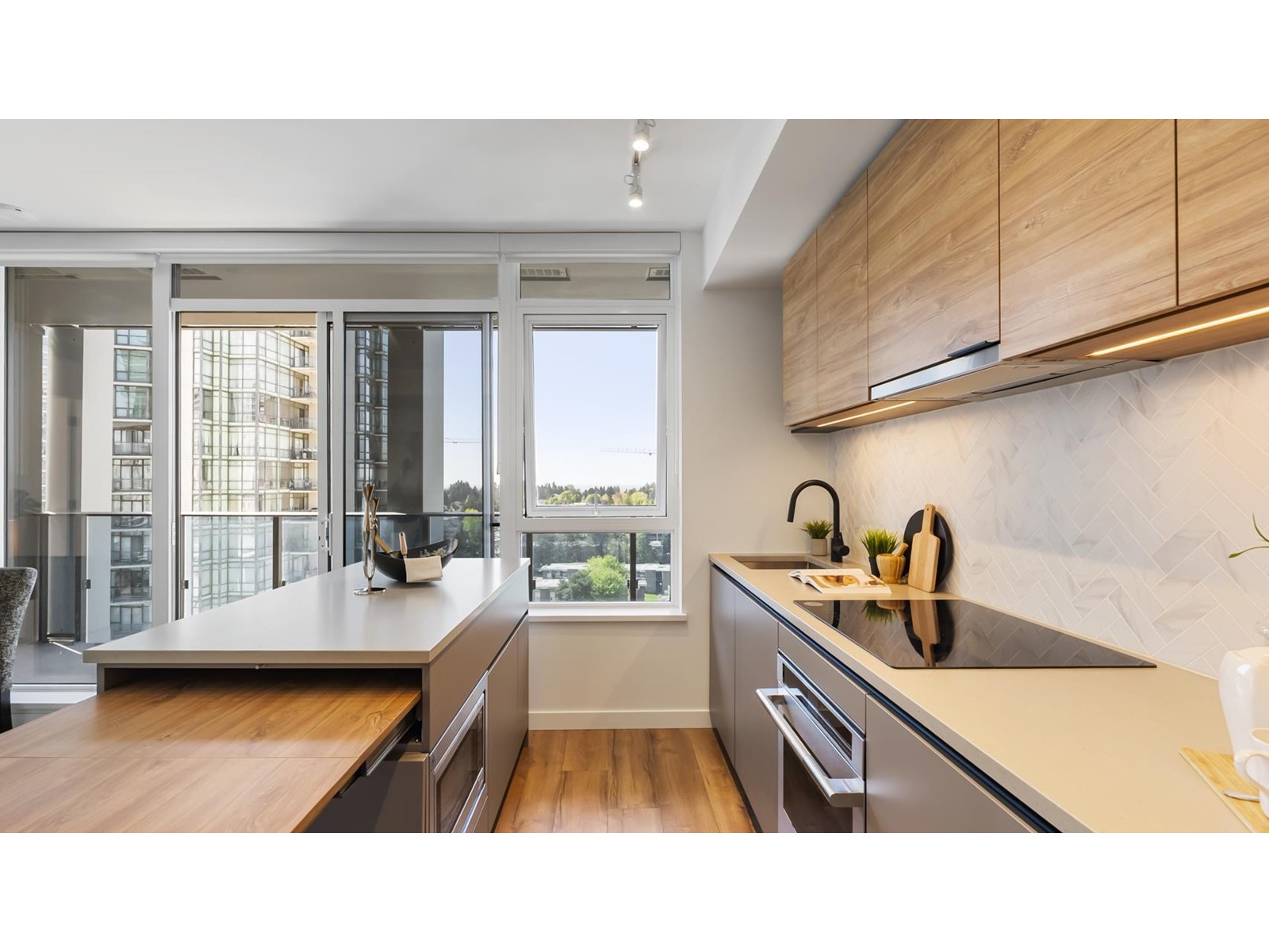 1710 10448 University Drive, Surrey, British Columbia  V3T 0S7 - Photo 12 - R2997496