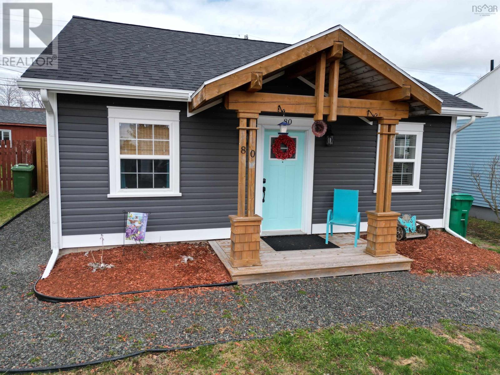 80 Elm Street, Pictou, Nova Scotia