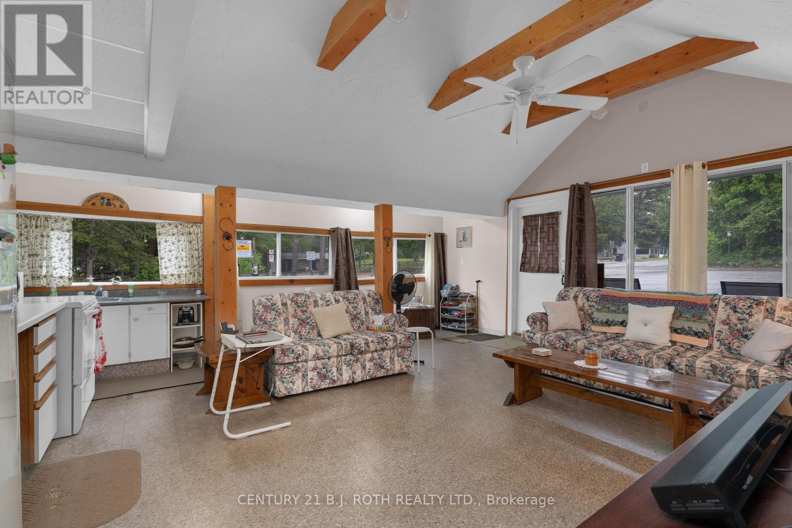 2026 Tiny Beaches Road S, Tiny, Ontario  L0L 1P1 - Photo 20 - S12122095