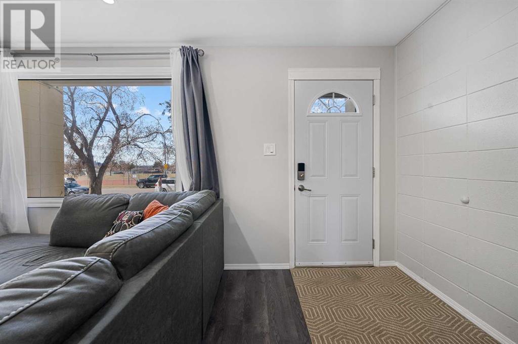 Property at 389, 2211 19 Street NE image 2