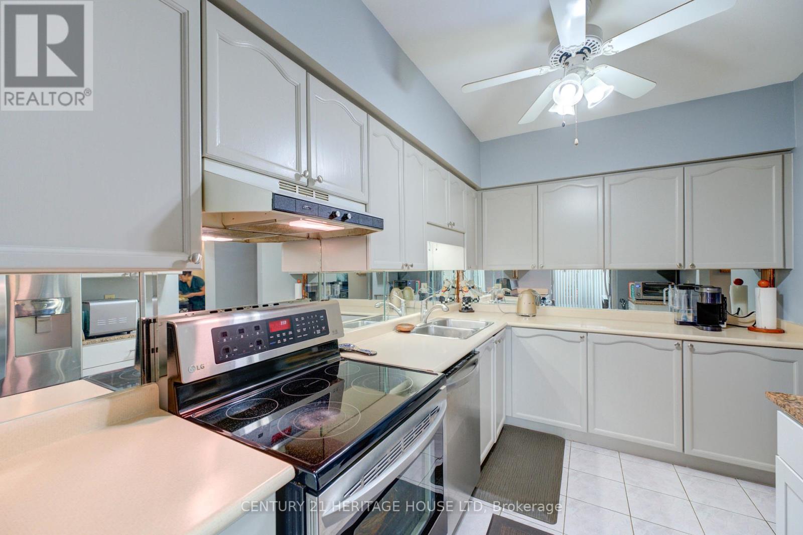 A - 9 Bonheur Court, Brant, Ontario  N3P 1Z5 - Photo 8 - X12122650