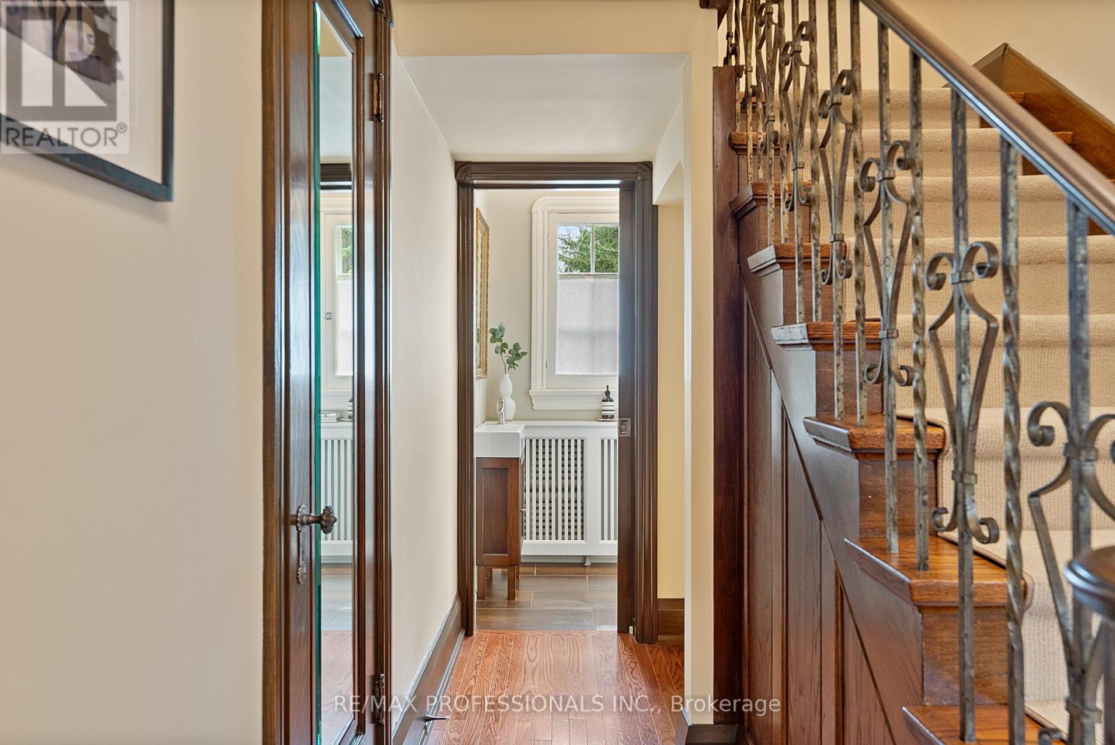 1370 Islington Avenue, Toronto, Ontario  M9A 3K6 - Photo 23 - W12118812