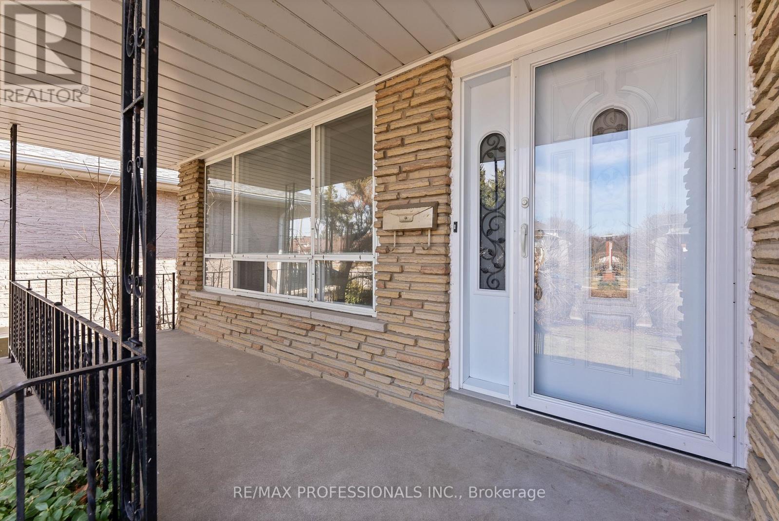 Property at 3559 HAVEN GLENN image 2