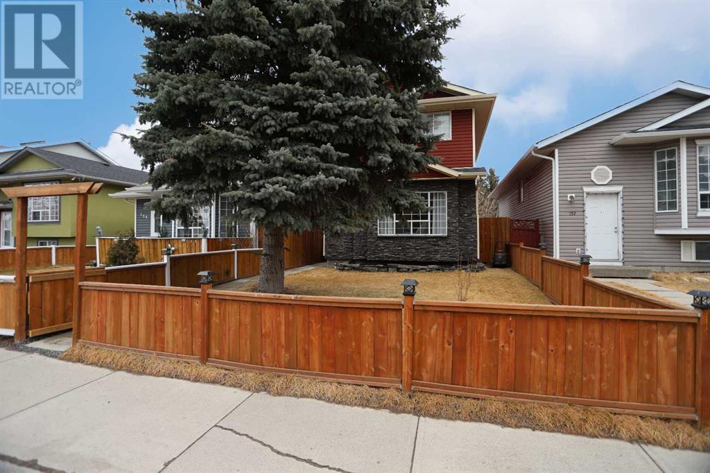 Property at 154 Martindale Drive NE image 1