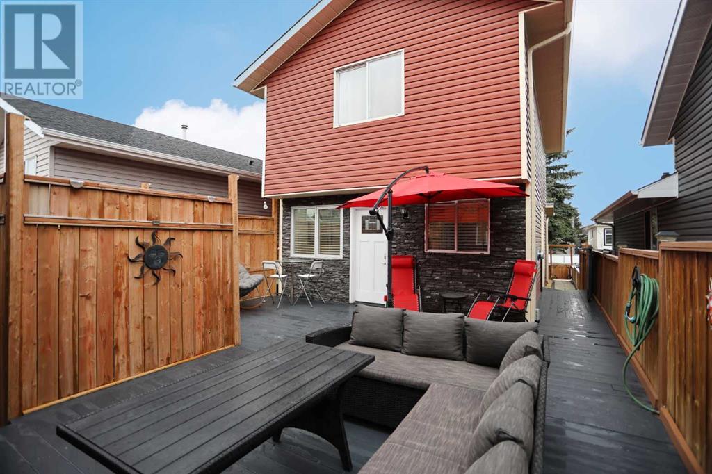 Property at 154 Martindale Drive NE image 4