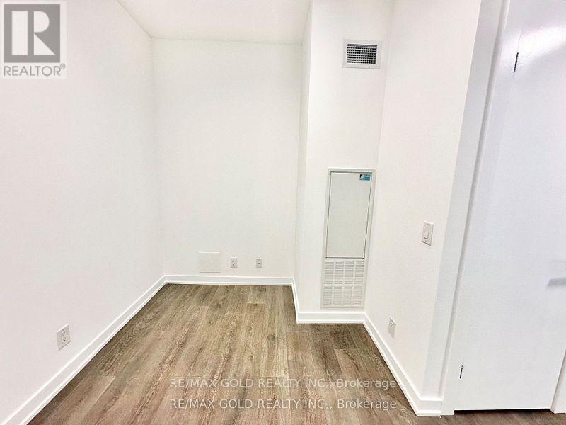 1605 - 609 Avenue Road, Toronto, Ontario  M4V 0B1 - Photo 31 - C12122665
