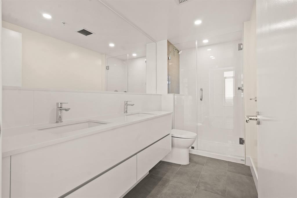 Sl 54 802 10428 Whalley Boulevard, Surrey, British Columbia  V3T 0W2 - Photo 5 - R2997203