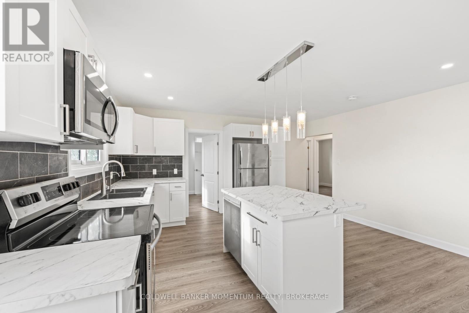 854 Victoria Street, Kingston (East Of Sir John A. Blvd), Ontario  K7K 4T7 - Photo 8 - X12122666