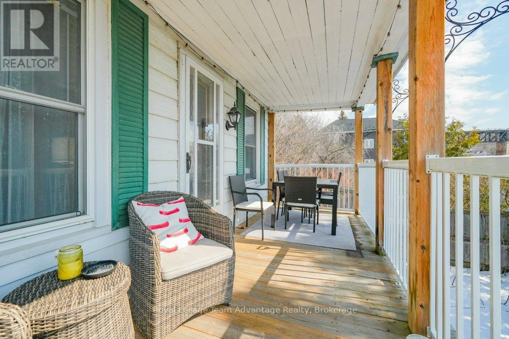 3 Gibson Street, Parry Sound, Ontario  P2A 1W5 - Photo 6 - X12083388