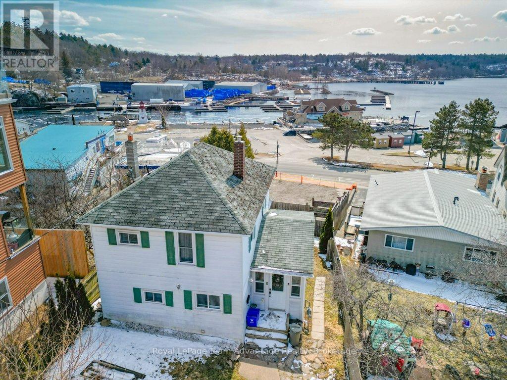 3 Gibson Street, Parry Sound, Ontario  P2A 1W5 - Photo 7 - X12083388