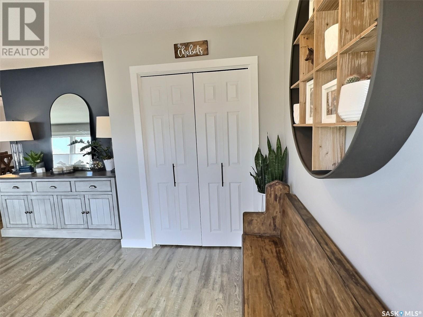 Property at 1017 2nd STREET image 3