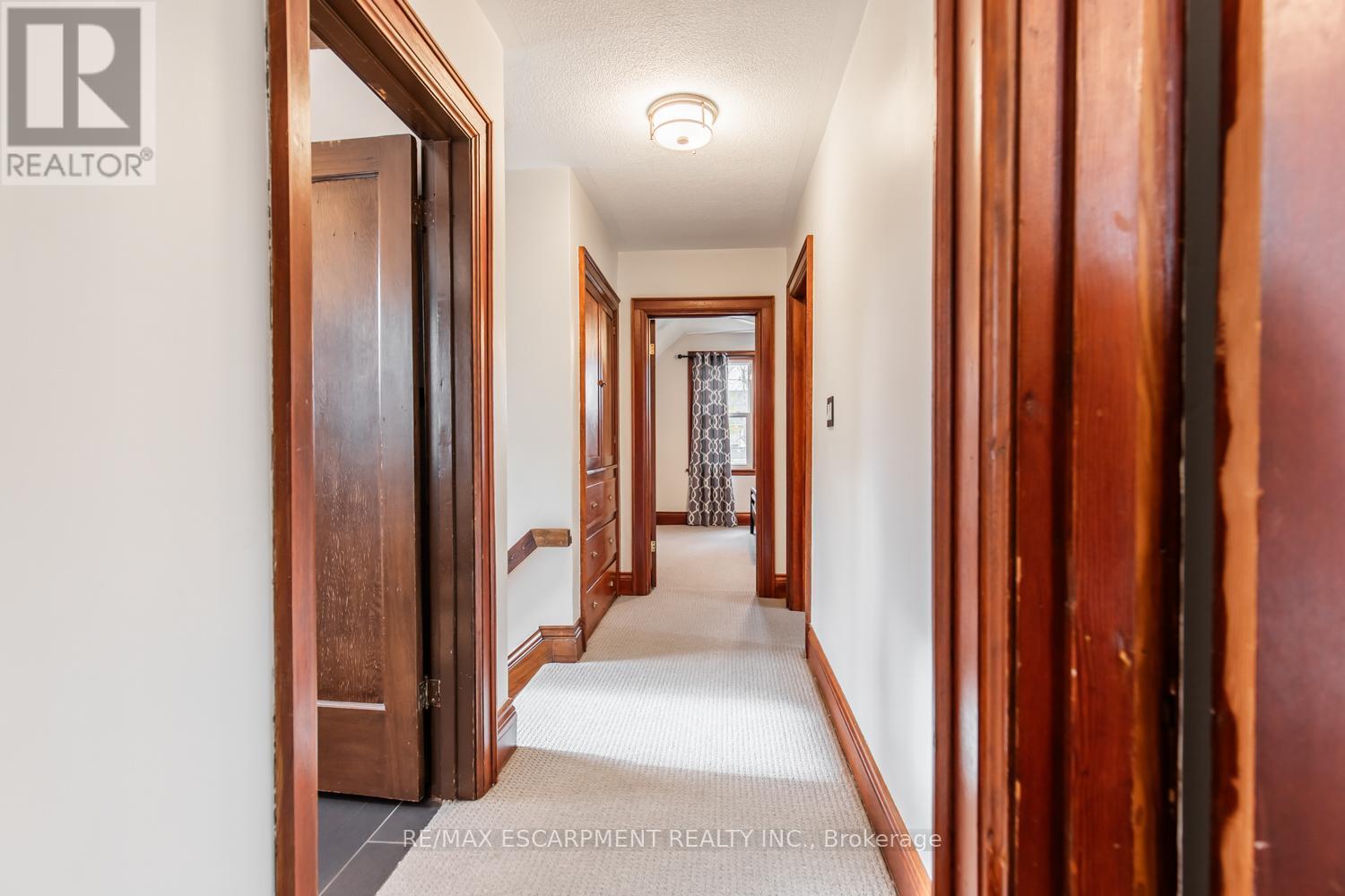 60 Lake Avenue Drive, Hamilton, Ontario  L8G 3N3 - Photo 13 - X12122672