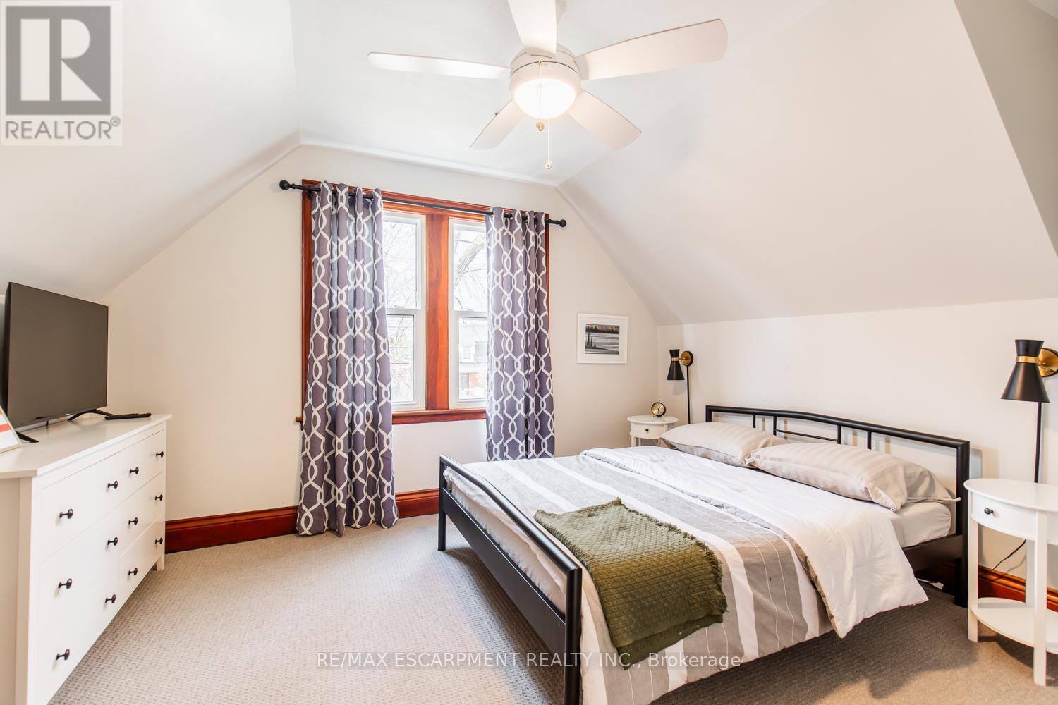 60 Lake Avenue Drive, Hamilton, Ontario  L8G 3N3 - Photo 14 - X12122672