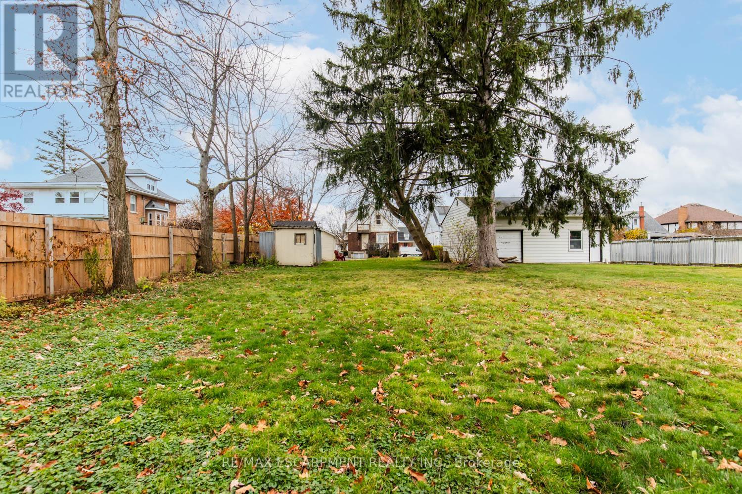 60 Lake Avenue Drive, Hamilton, Ontario  L8G 3N3 - Photo 27 - X12122672