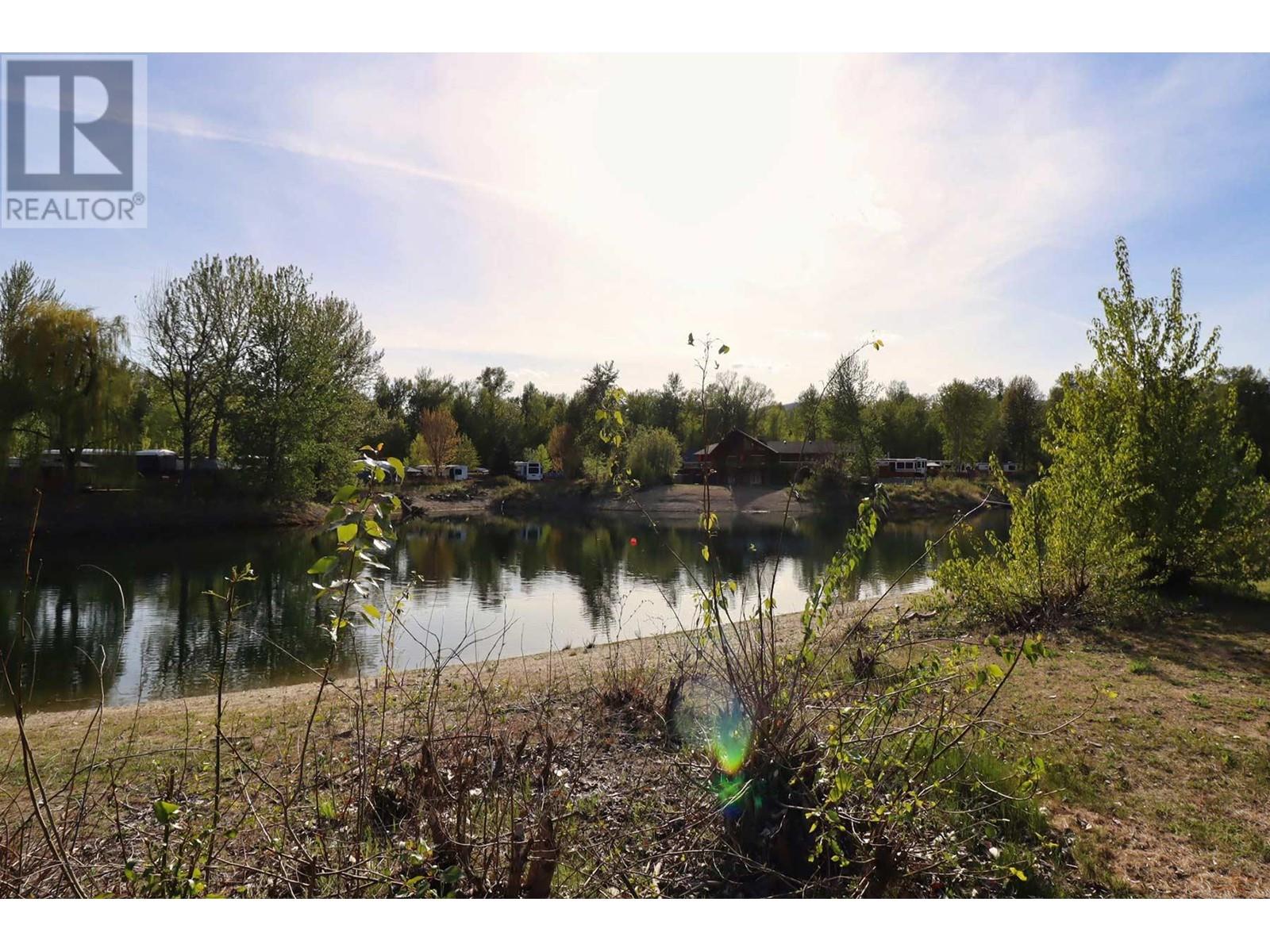 65 Cottonwood Drive, Lee Creek, British Columbia  V0E 1M4 - Photo 6 - 10345580