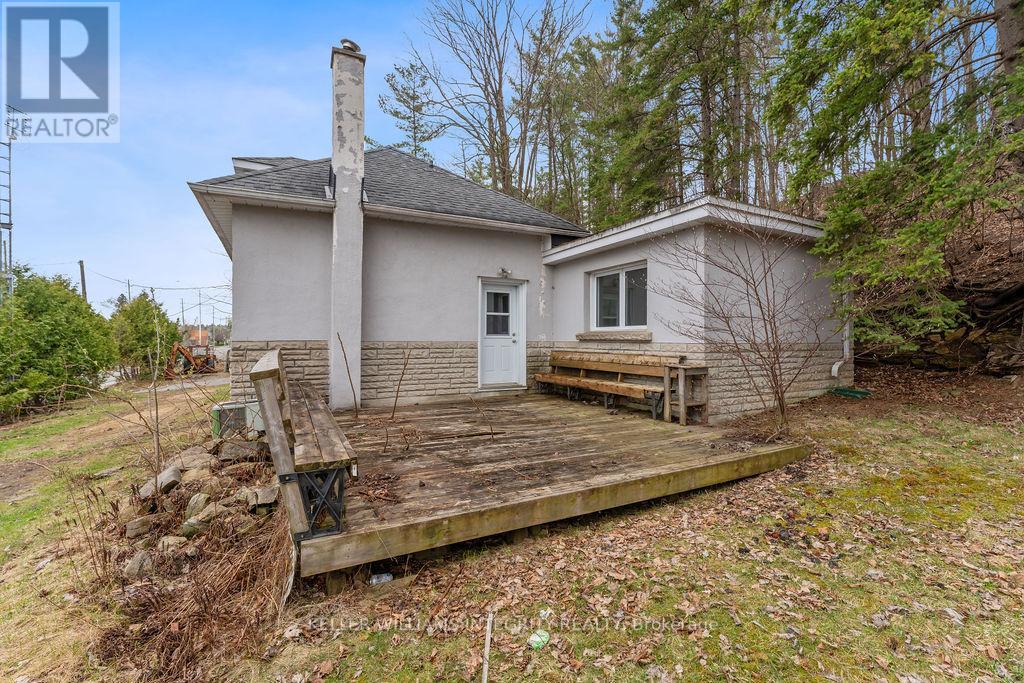 Property at 3722 ST JOSEPH BOULEVARD image 5