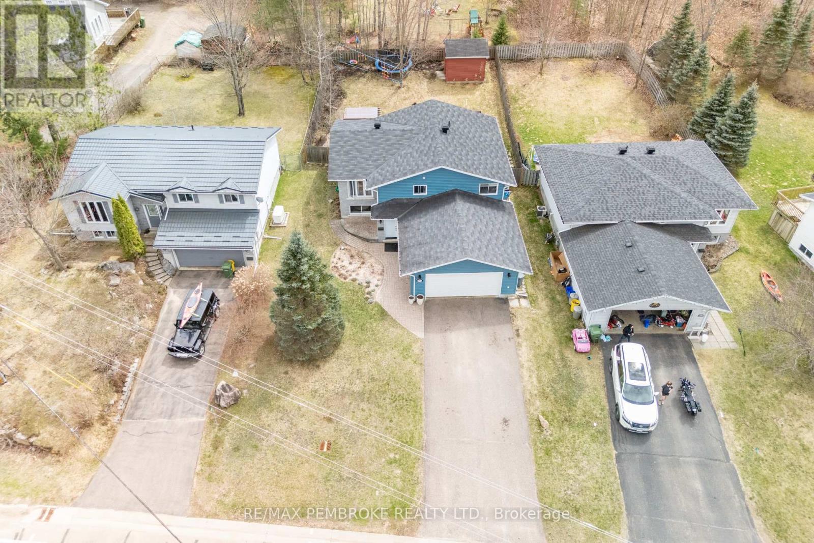 1310 Victoria Street, Petawawa, Ontario  K8H 2G1 - Photo 48 - X12122673