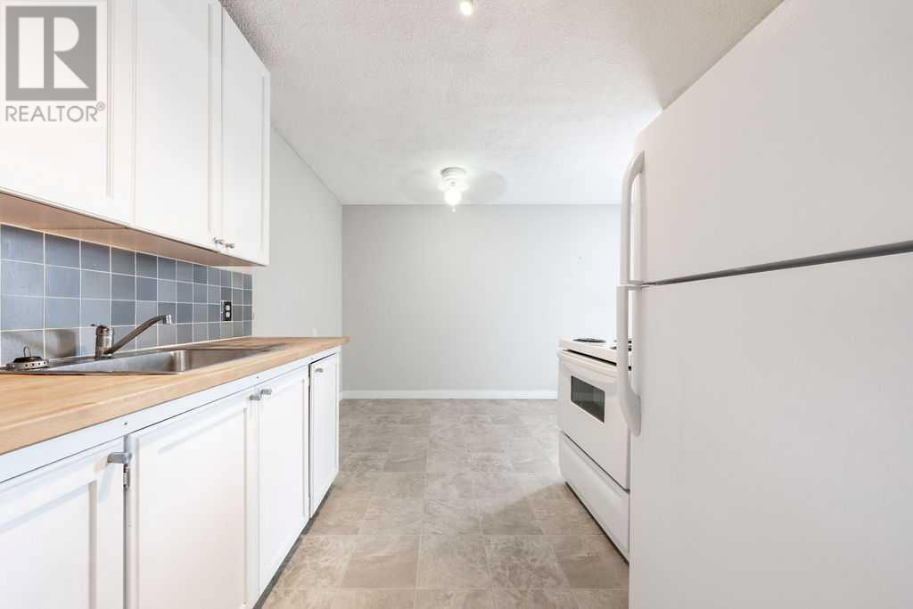 Property at 8, 232 Sabrina Way SW image 5