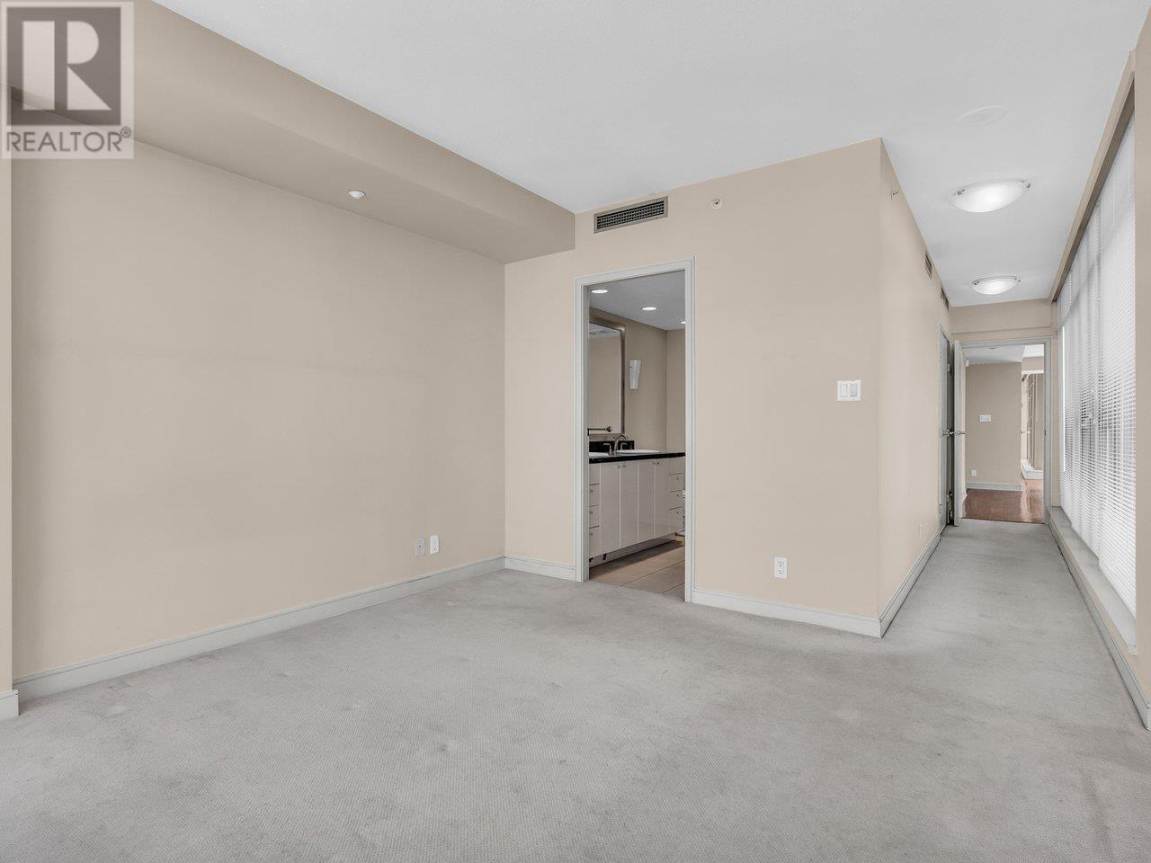 Listing Picture 12 of 34 : 2001 1680 BAYSHORE DRIVE, Vancouver / 溫哥華 - 魯藝地產 Yvonne Lu Group - MLS Medallion Club Member