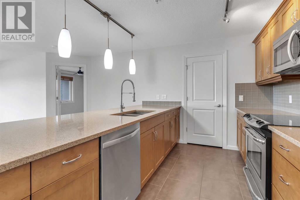201, 103 Valley Ridge Manor Nw, Calgary, Alberta  T3B 6C5 - Photo 8 - A2203967
